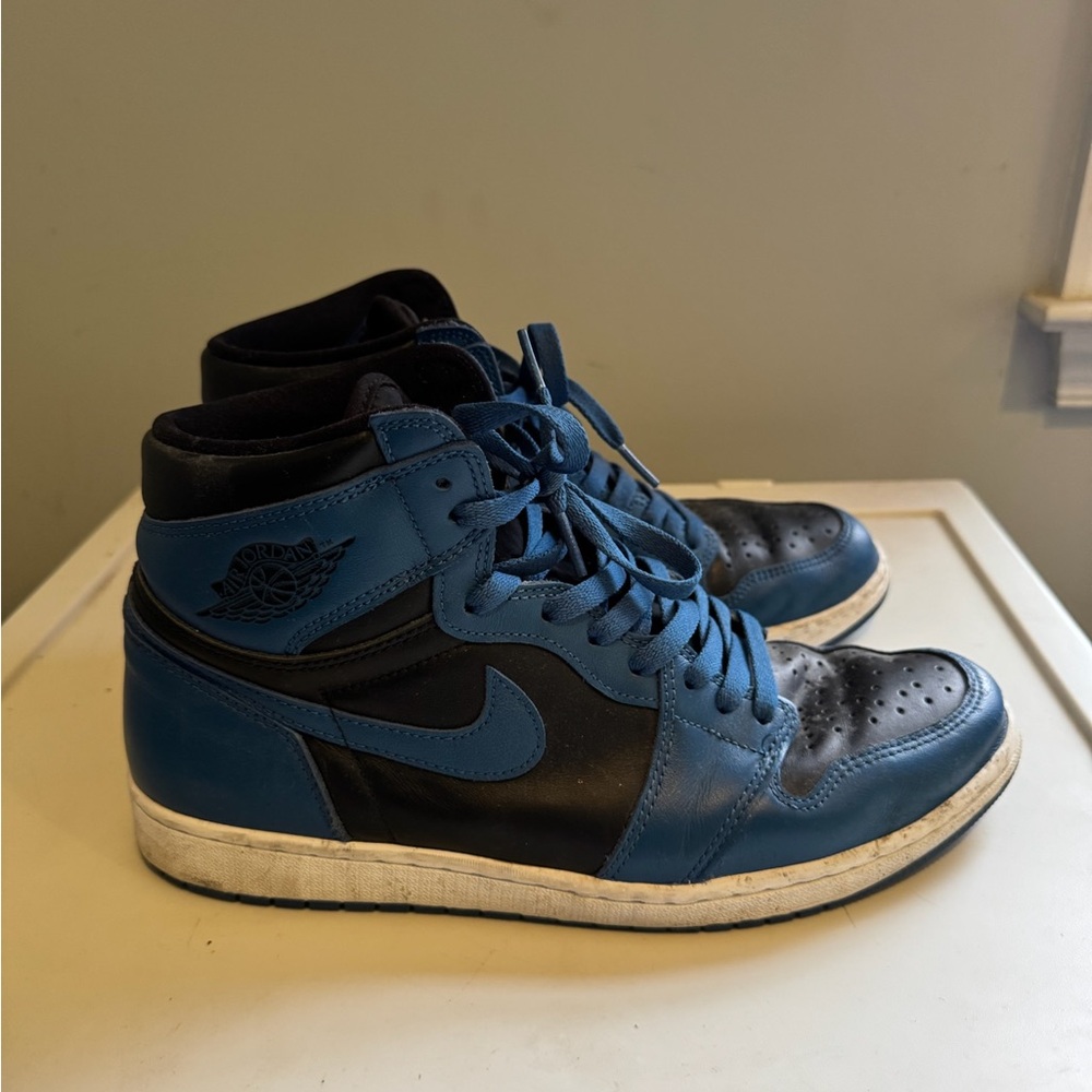 Jordan 1 High OG Dark Marina Blue Size 11.5